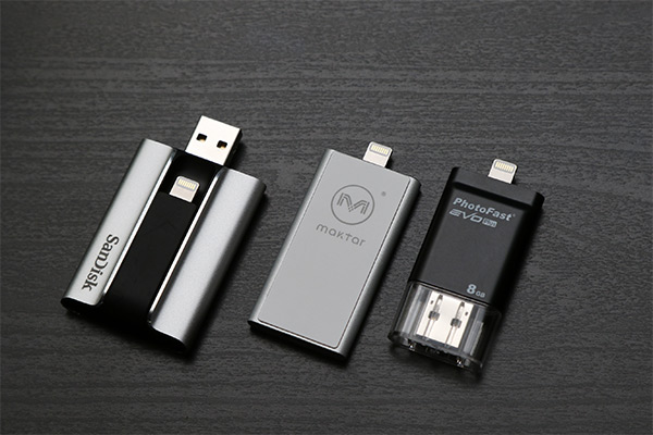 Piconizer 與市面上另外兩款 lightning 介面外接儲存裝置比較（左為 SanDisk iXpand、右為 Photofast EVO Plus）