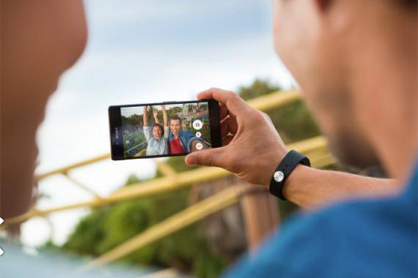 無預警登場!Sony 新旗艦手機 Xperia Z4 在日發表!