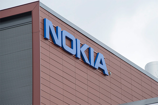 Nokia 在回歸電信本業後,重新找回獲利,上週更併購了阿爾卡特・朗訊擴大版圖,圖片來源:歐新社