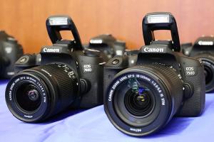 Canon 新機連發!EOS 750D/760D 將在週末開賣 Canon 新機連發!EOS 750D/760D 將在週末開賣