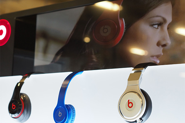 蘋果在收購 Beats 後,積極擴展線上音樂市場,傳將在下月正式推出線上音樂串流服務(圖片來源/法新)