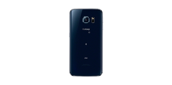 三星過去還特別將旗艦產品的商標拿掉,背面僅留下「Galaxy」字樣,不過仍難扭轉頹勢。(圖片來源/KDDI)