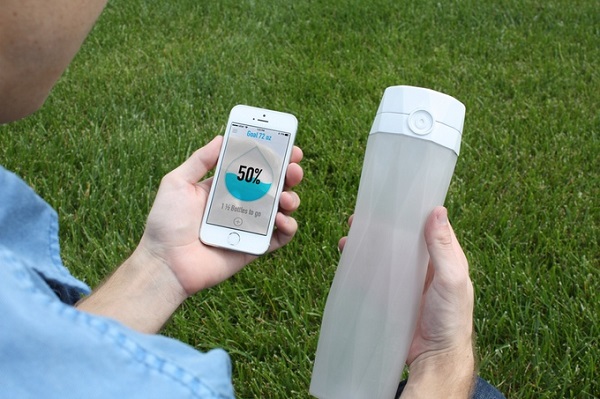 透過連線 App,能追蹤身體的水量變化(圖/kickstarter)