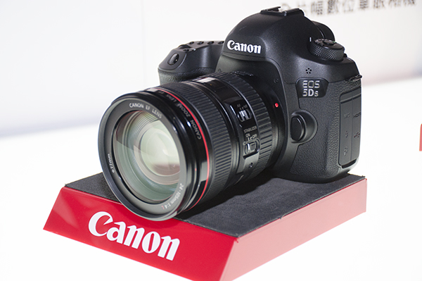 EOS 5DS 外觀