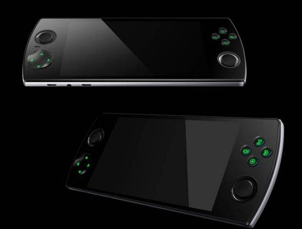 W3D機身結合了豐富的實體搖桿及按鍵。（圖片來源／蝸牛移動）