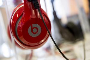 潮牌 Beats 耳機究竟值多少?內部元件拆給你看! 潮牌 Beats 耳機究竟值多少?內部元件拆給你看!