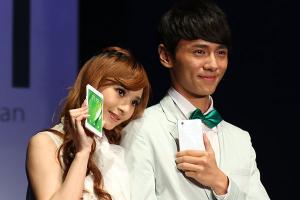 僅升級設計層面?OPPO 新一代旗艦機 R7/R7 Plus 在台上市 僅升級設計層面?OPPO 新一代旗艦機 R7/R7 Plus 在台上市