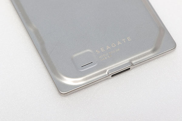 用美型換 CP?Seagate Seven 美型超薄外接硬碟實測
