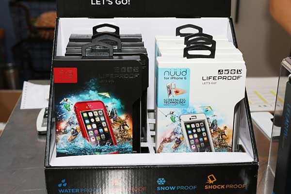 iPhone 變身防水手機!LIFEPROOF 三防保護殼進軍台灣!