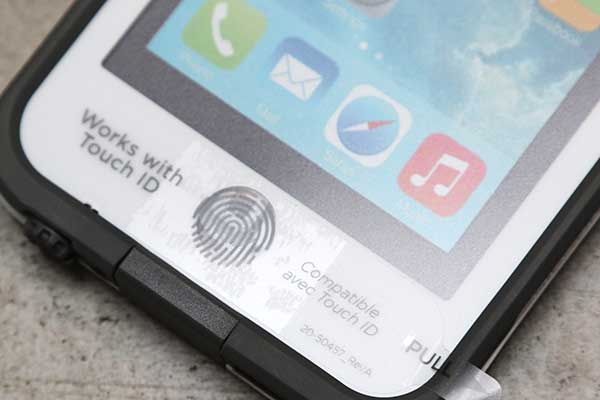 裝上後還可使用 Touch ID 指紋辨識介面