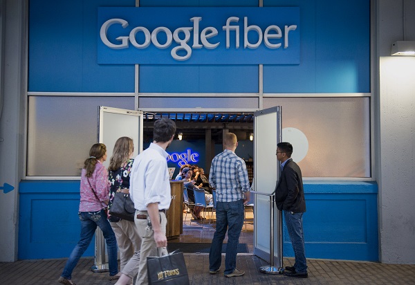 Google Fiber 提供千兆光纖網路上網的服務（圖片來源／彭博）