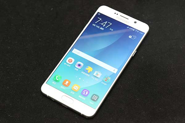 提前迎戰 iPhone 6S Plus!三星推出 Note 5/S6 Edge+ 大螢幕新機