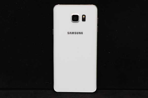 提前迎戰 iPhone 6S Plus!三星推出 Note 5/S6 Edge+ 大螢幕新機