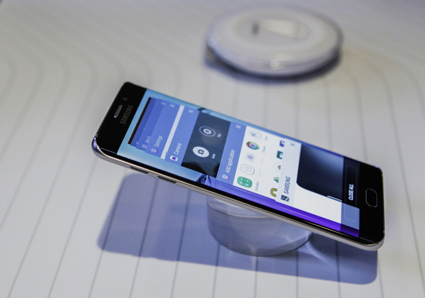 Galaxy S6 Edge+(圖片來源/路透)