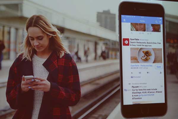 跟 Facebook 相比,Twitter 的溝通管道更為直接