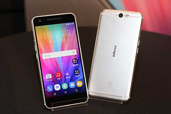 全打 4G 雙卡雙待！Infocus 一口氣推 M812/M808/M370 三款新機 - 自由電子報 3C科技