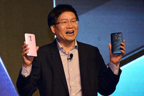 ZenFone 2 Deluxe 推出兩款顏色,晶鑽藍與璀璨白