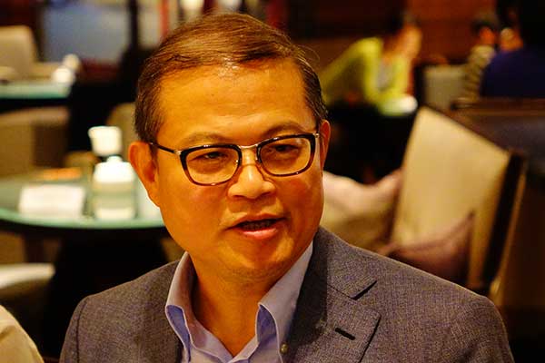 HTC 北亞區總經理董俊良