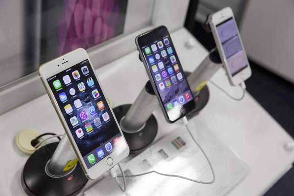 先前曾有消息傳出,蘋果可能在 iPhone 6S 上捨棄 16GB 版本(圖片來源/路透)