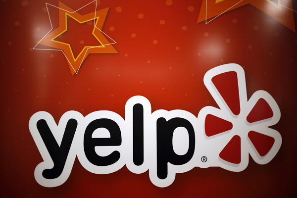 說到家居服務,最著名的應該就是 Yelp(圖片來源/路透)
