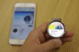 Android Wear 智慧錶更新 iPhone 現在也能用! Android Wear 智慧錶更新 iPhone 現在也能用!