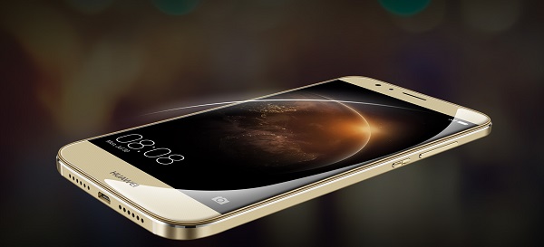 Huawei 還推出中階手機 G8(圖片來源/Huawei)
