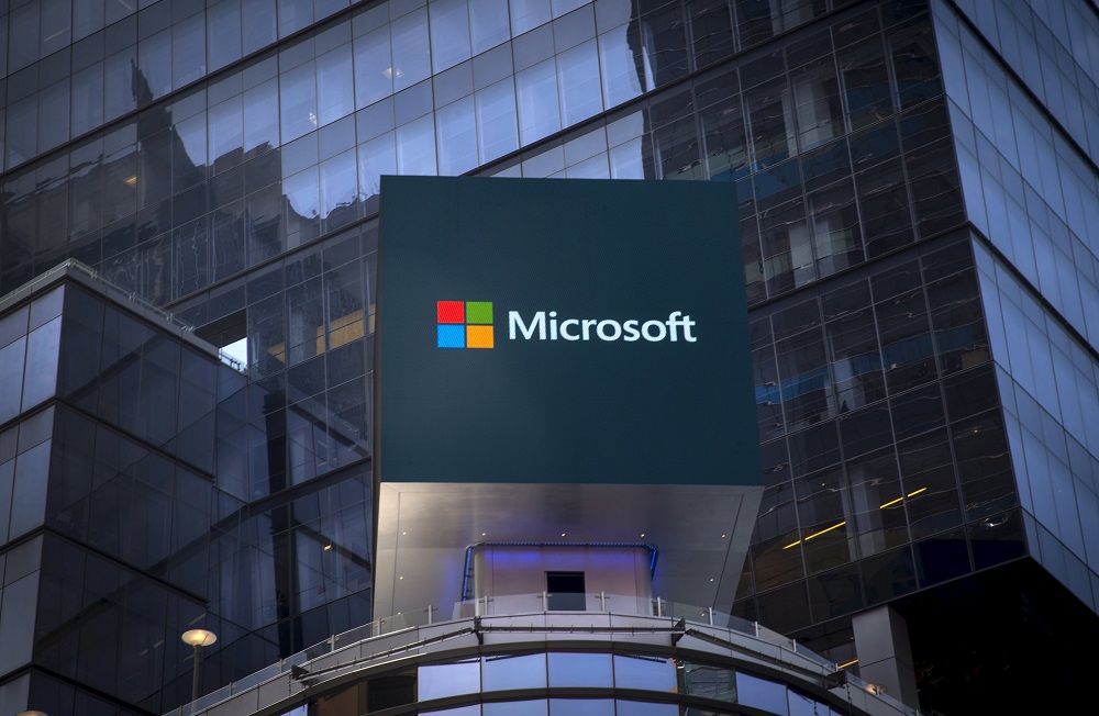 目前 Microsoft 已經將收集用戶資料的做法,加入到 Windows 7/8 系統中(圖片來源/路透社)