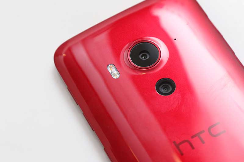 遲來的防水旗艦!HTC 三代蝴蝶 Butterfly 3 開賣