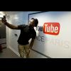 iPhone 手機內 驚見 Android 版 Youtube App? iPhone 手機內 驚見 Android 版 Youtube App?