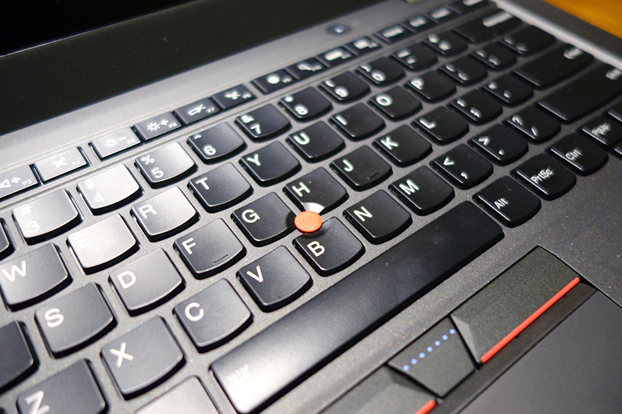 小紅帽搖桿是 ThinkPad 的經典設計