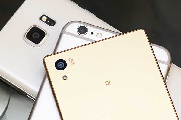 在 iPhone 6s 邁入千萬畫素之後,旗艦手機的拍照競爭更趨白熱化