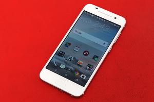 紛擾中上市的中階新兵！HTC One A9 外觀效能實測