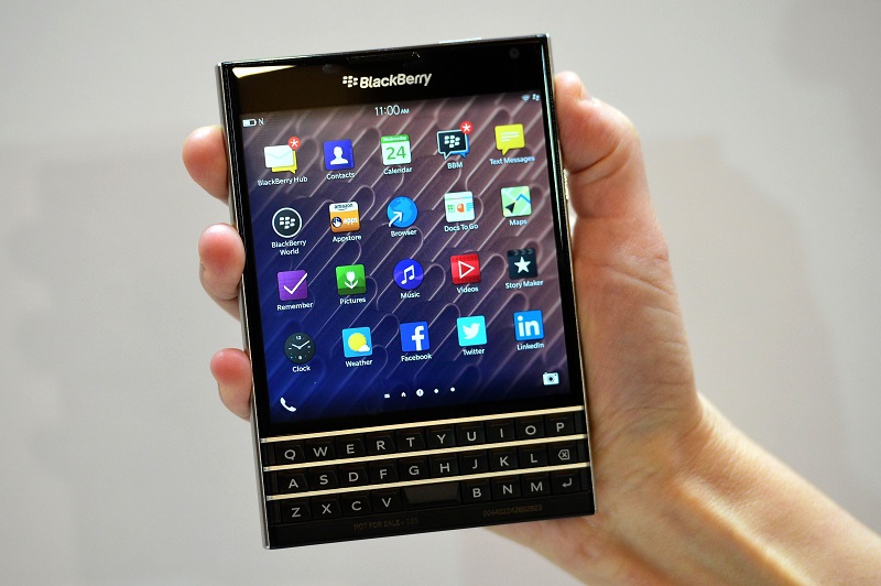 除了 Samsung,分析師認為 Sony,BlackBerry 也有相同瓶頸(圖片來源/法新社)