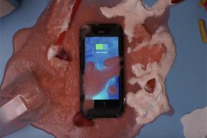 不僅防水耐摔?這個保護殼還可幫 iPhone 6s 充電 不僅防水耐摔?這個保護殼還可幫 iPhone 6s 充電
