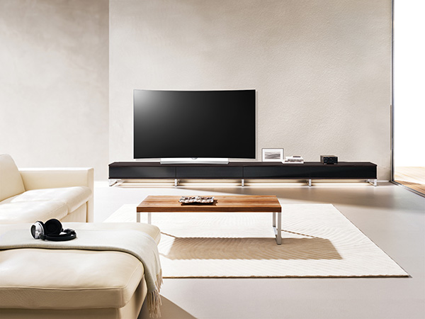 唯有極黑才能極美 LG OLED 電視 55EG965T