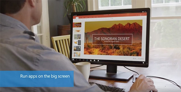 可直接在大螢幕上以 PC 模式開啟 APP(圖片來源/擷取自 Youtube Windows Central 頻道)