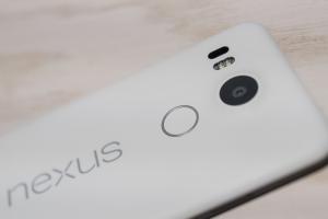 剛開賣就出包?Google Nexus 5X 被爆充電時觸控會失靈 剛開賣就出包?Google Nexus 5X 被爆充電時觸控會失靈