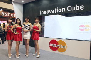 【104資訊月】Apple Pay 尚未來台 行動支付業者如何搶灘? 【104資訊月】Apple Pay 尚未來台 行動支付業者如何搶灘?