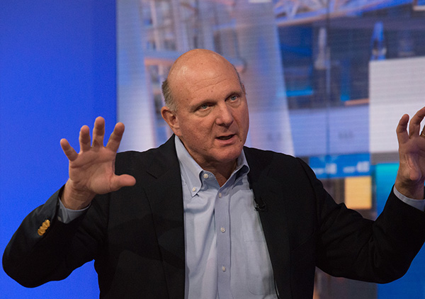 微軟前執行長 Steve Ballmer 重砲批評微軟的發展策略不當(圖片來源/彭博)
