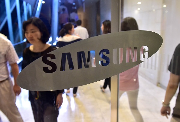 Samsung Galaxy S7 預計將採用 Exynos 8890 和 Snapdragon 820 兩個版本處理器(圖片來源/法新社)