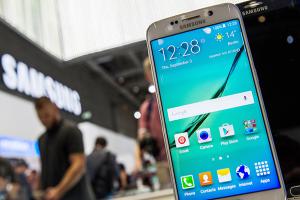 三星 S7 用金屬導管幫 S820 散熱?因為搭載的處理器不一樣! 三星 S7 用金屬導管幫 S820 散熱?因為搭載的處理器不一樣!