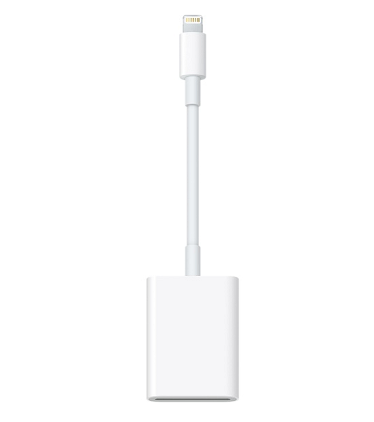 Lightning 對相機 SD 卡讀卡機讓 iPad Pro 可以使用 USB 3.0 傳輸能力(圖/Apple)