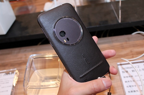 目前 Asus 已經推出多款 ZenFone 2 系列機種(圖/記者譚偉晟拍攝)