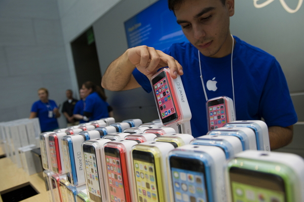 iPhone 7c 可能將於 2016 年 1 月至 2 月份量產(彭博社)