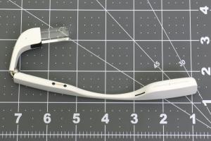 防止偷拍、加入折疊設計 新款 Google Glass 現身! 防止偷拍、加入折疊設計 新款 Google Glass 現身!