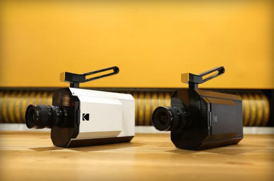 Super 8 拍攝出來的影片，可透過 Kodak 協助轉換為數位檔案（圖／The Verge）