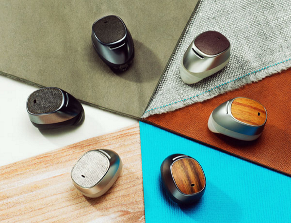 消息指出，這款耳機的型態與 Moto Hint 相當類似（圖／Motorola）
