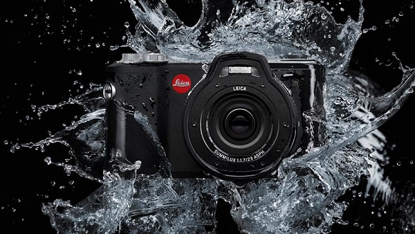 這款相機可以在水下 15 米正常使用(圖/Leica)