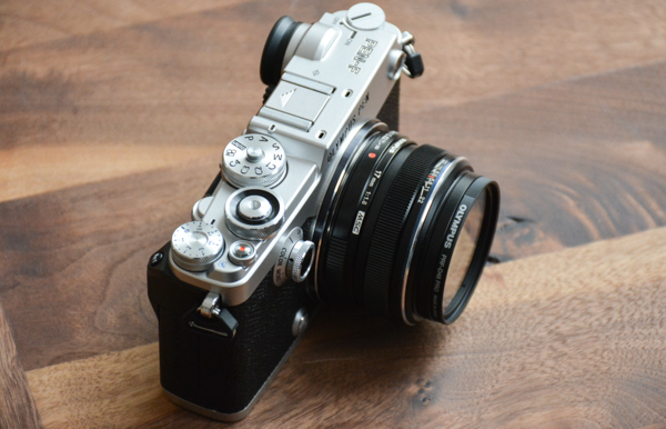 Olympus Pen-F 外型設計相當有質感(圖/記者譚偉晟拍攝)