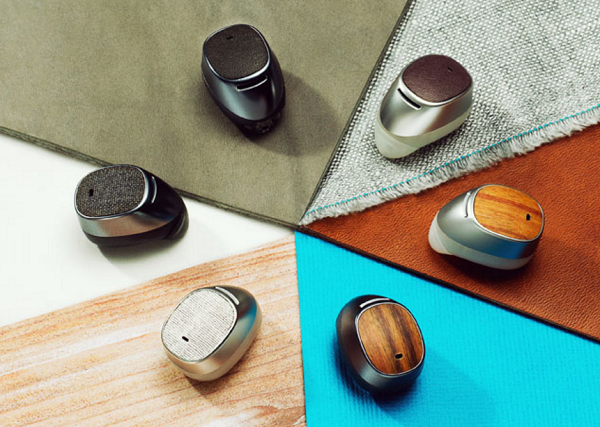 這款裝置預計會與 Moto Hint 相當類似(圖/Motorola)